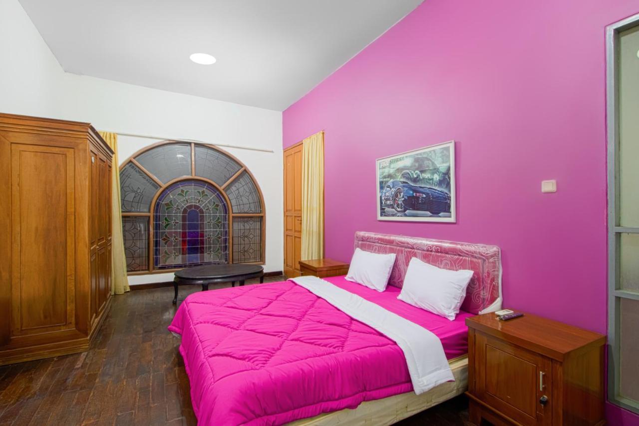 Готель Tobana House Bintaro Джакарта Екстер'єр фото