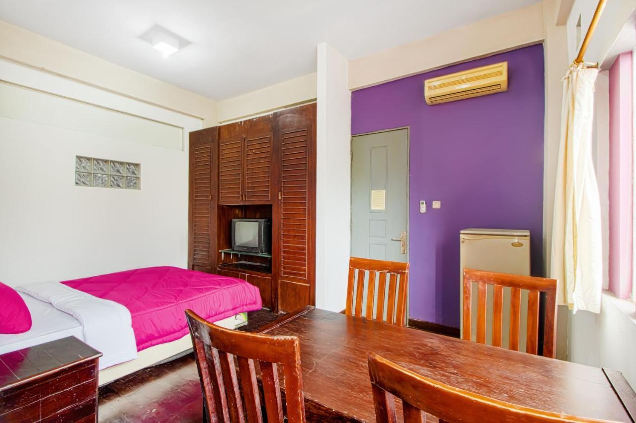 Готель Tobana House Bintaro Джакарта Екстер'єр фото