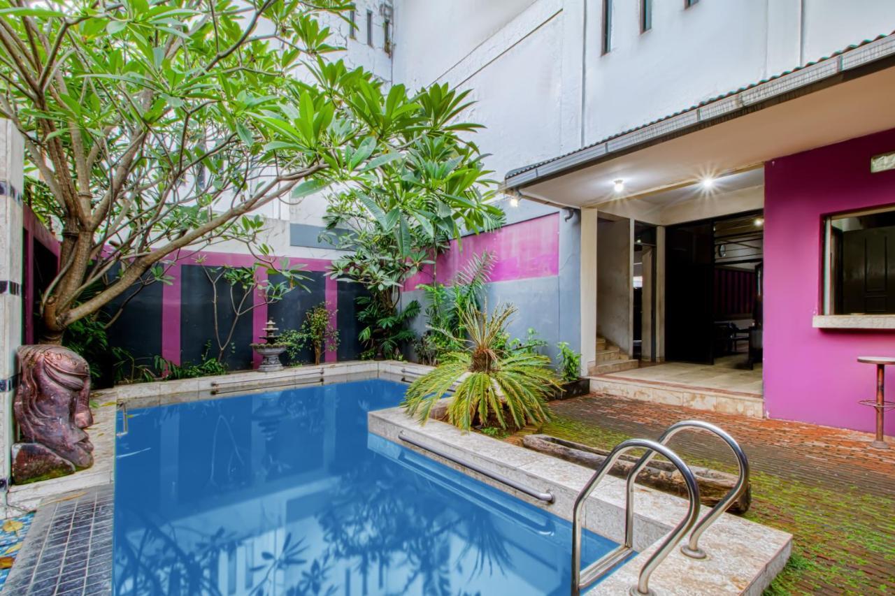 Готель Tobana House Bintaro Джакарта Екстер'єр фото
